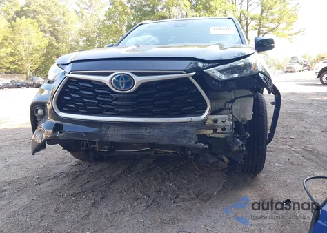 2022 Toyota Highlander Hybrid Xle z USA, uszkodzony, nr VIN 5TDGBRCH3NS561716